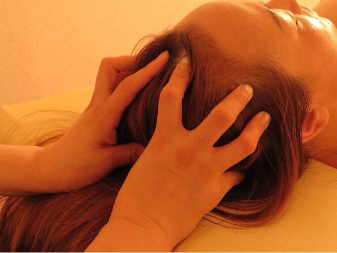 ツボ押し&アロマオイルマッサージ 百草堂 栄店